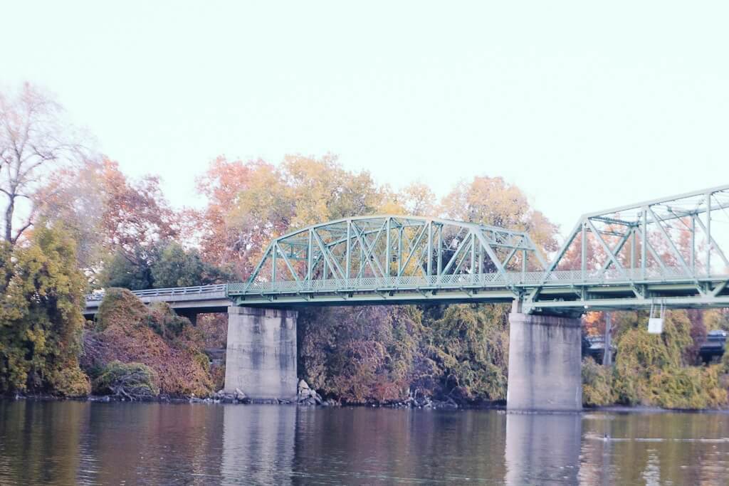 Sacramento River Walk Park