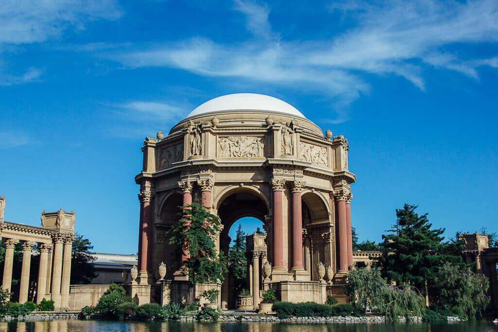 Fun, free and cheap things to do in San Francisco: Visit the palace of fine arts