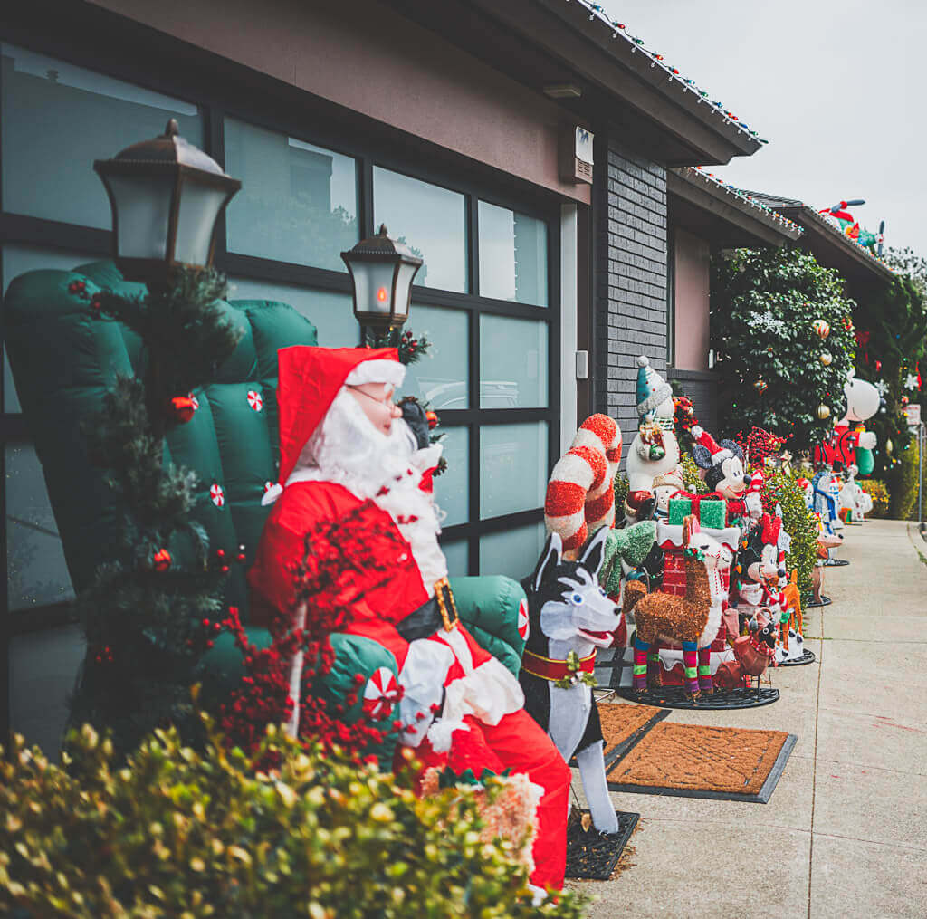 Holiday decor and Christmas decor in Glen park, San Francisco