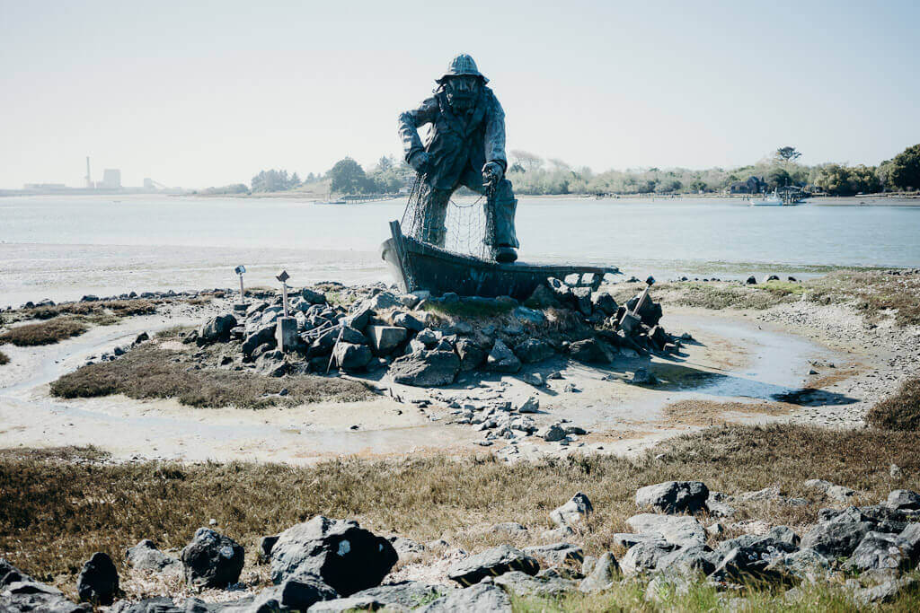 Fisherman statue at Woodley Island, Eureka