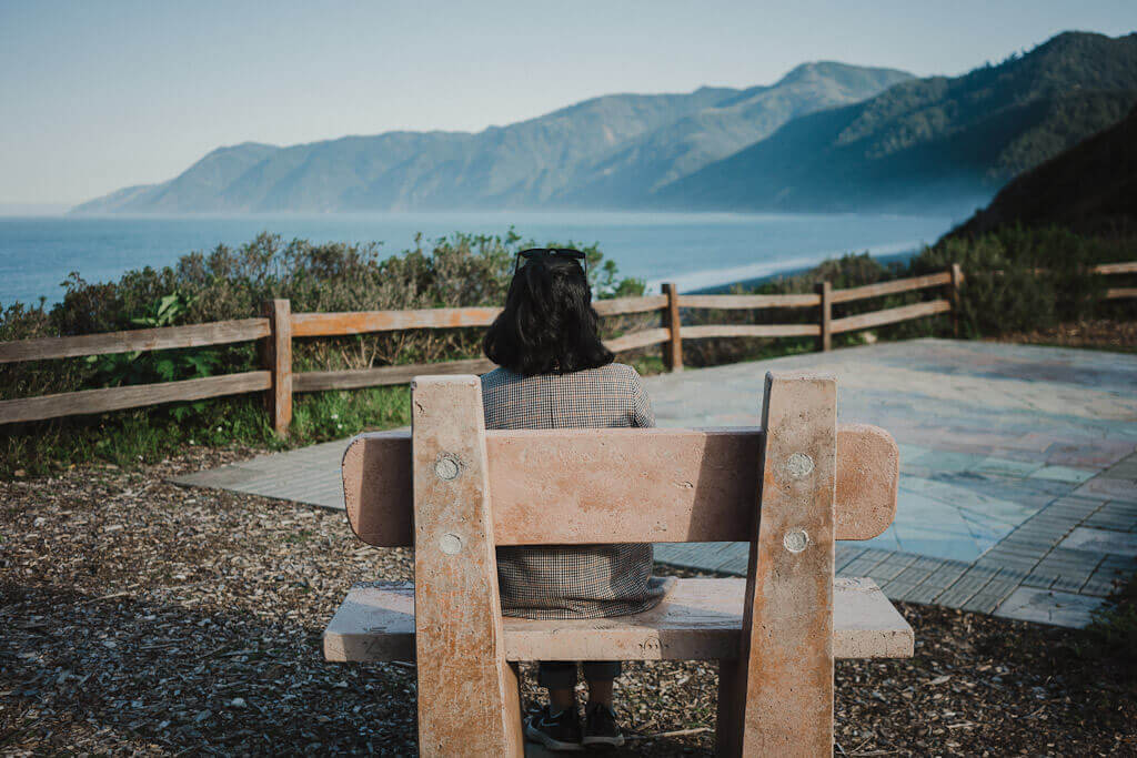 Black sand beach overlook and lost coast trailhead