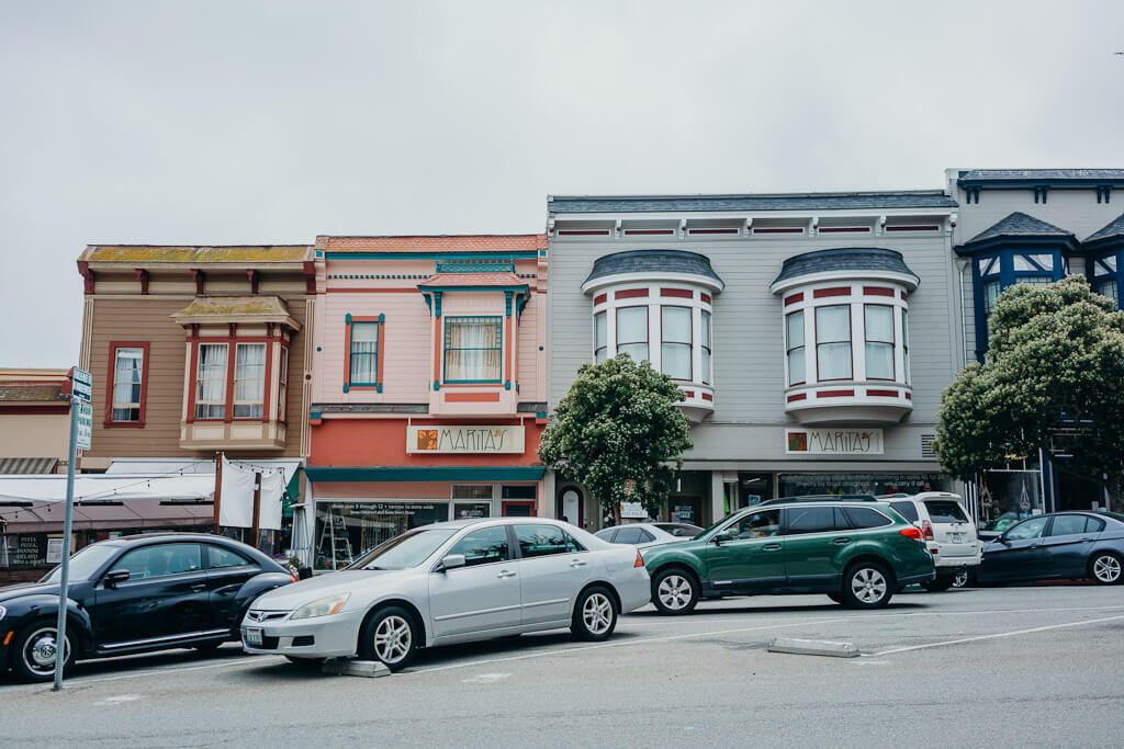 Downtown Pacific grove, Lighthouse avenue