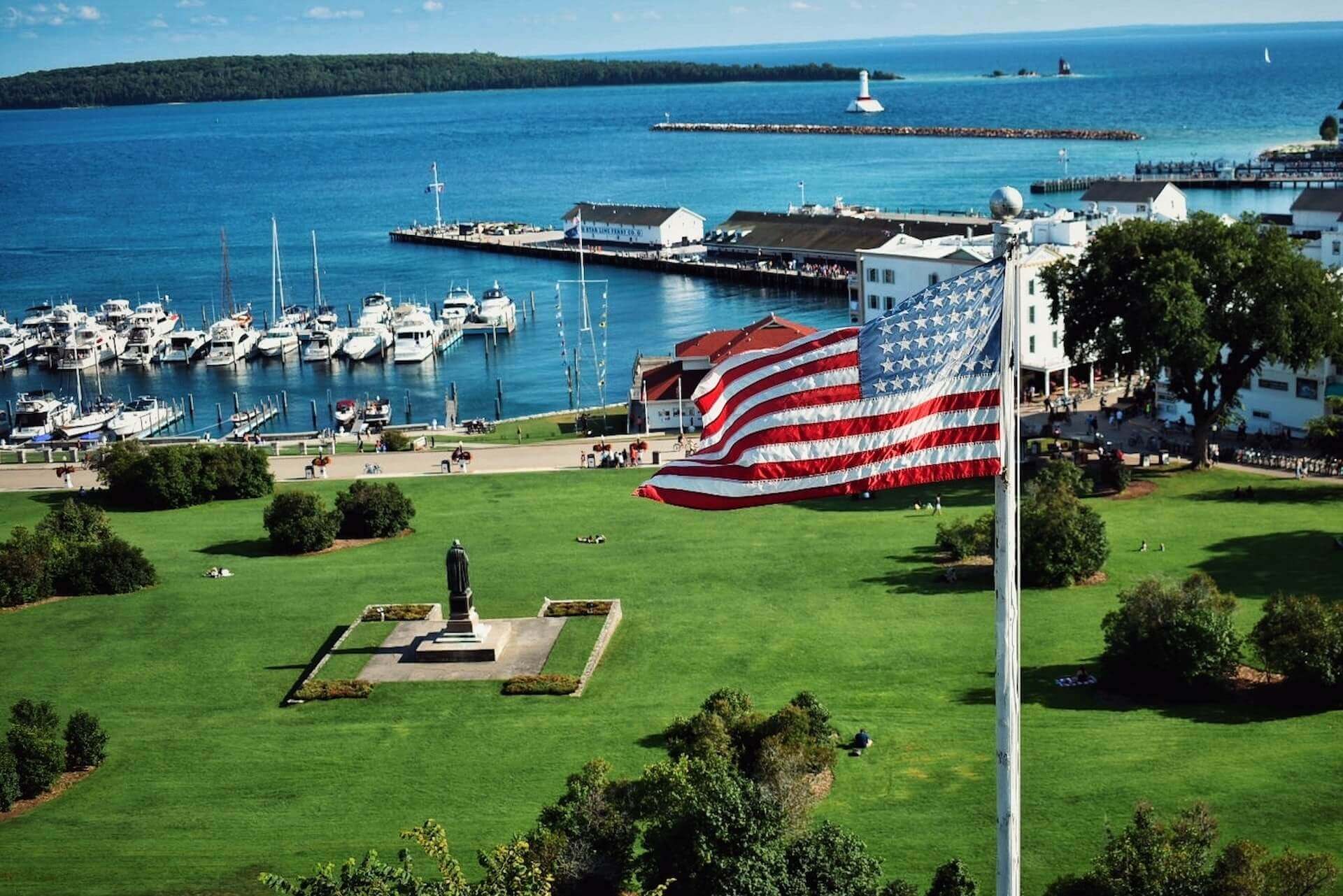 dog friendly guide to Mackinac Island, best dog friendly activities on Mackinac island, Michigan