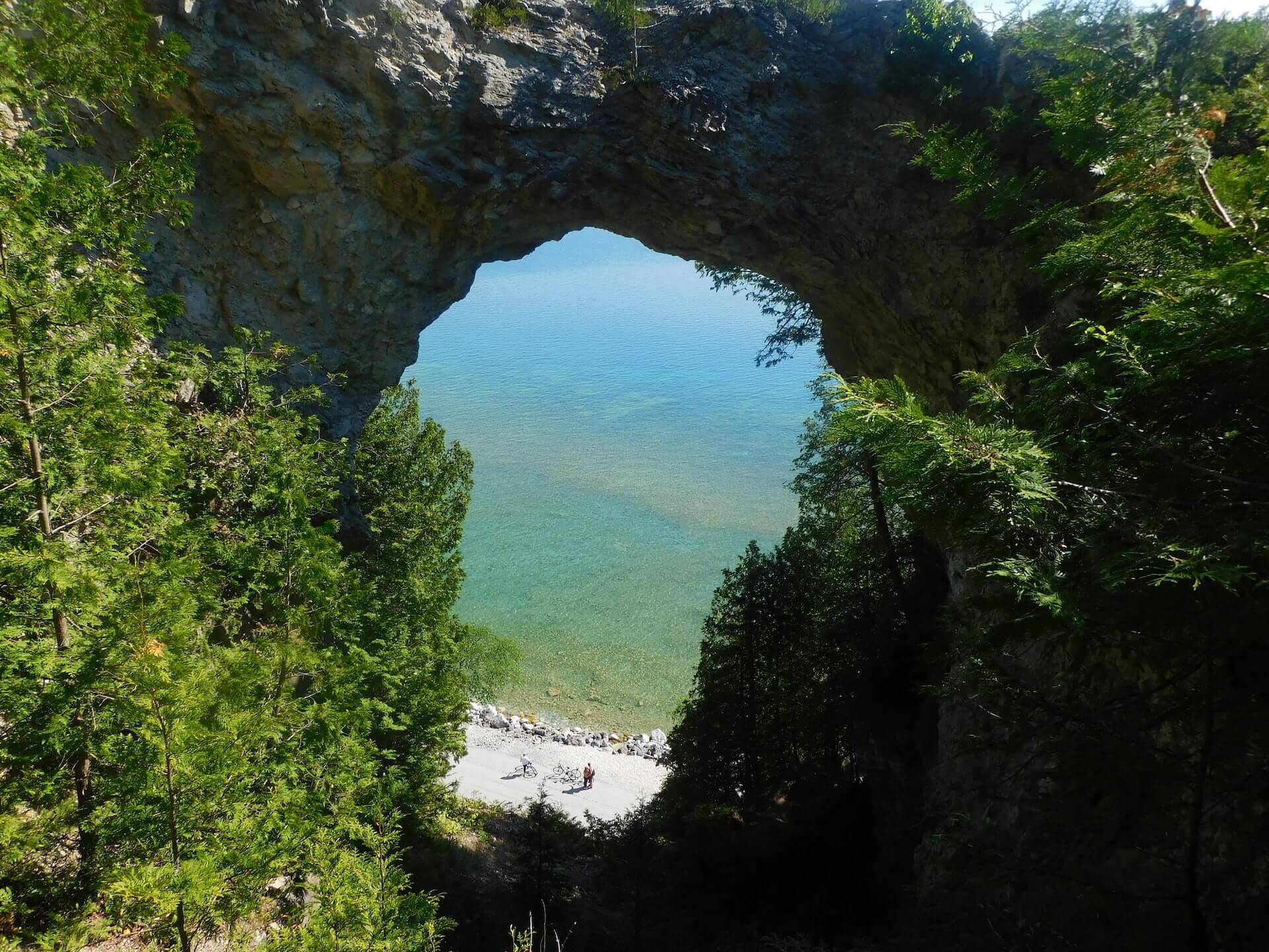 dog friendly hiking trails in Mackinac Island: visit the Arch Rock